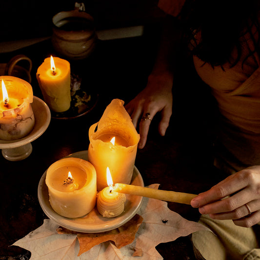 Tending to your Beeswax Candles -  a Guide for Beeswax Candle Care and Best Practices